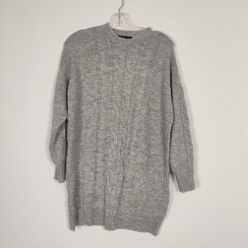 REFKA Women's Sweater Size M Gray Cable Knit Casual Modest Comfy Warm Outerwear